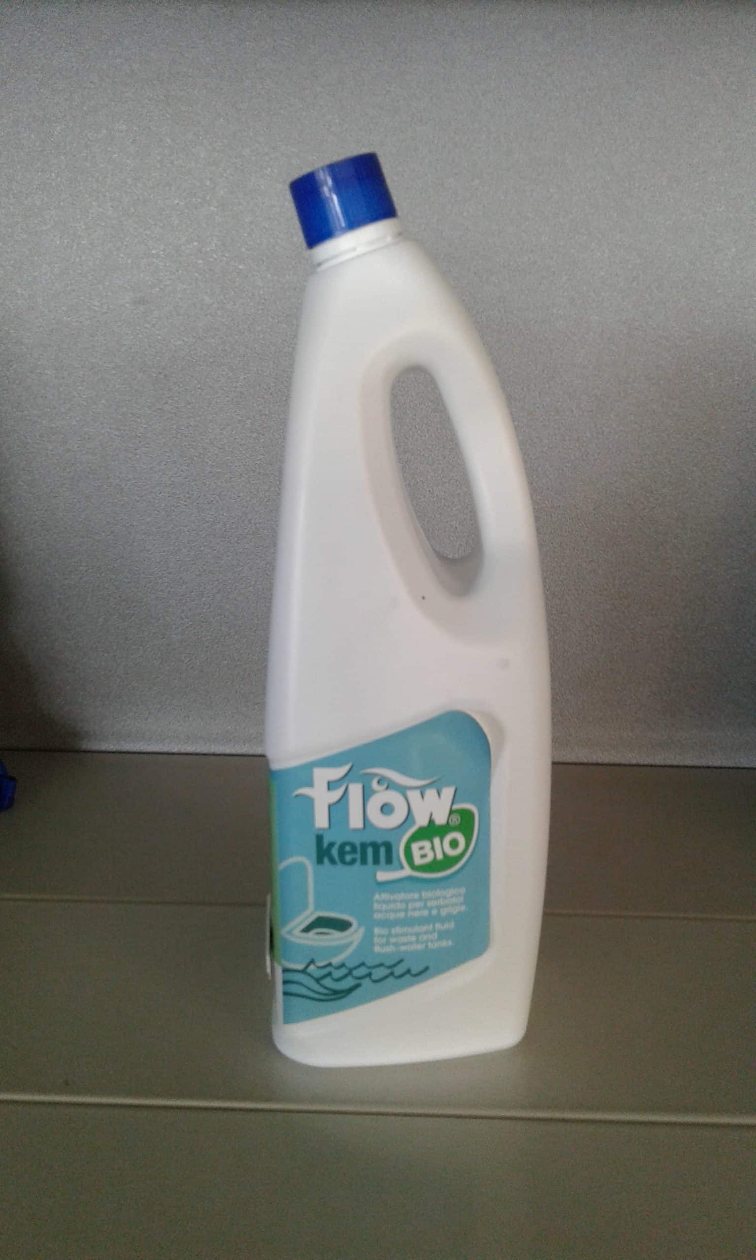Flow Kem Bio – Ettivatore Biologico Liquido Per Serbatoi Acque Nere Flow Kem Bio – Ettivatore Biologico Liquido Per Serbatoi Acque Nere