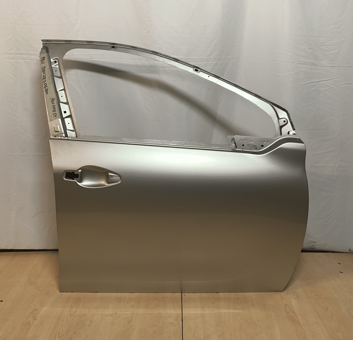 Porta anteriore DX Peugeot 208